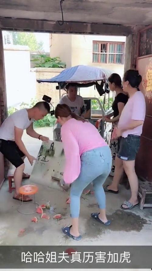 吃瓜群众尴尬场面是什么,那些让人脸红心跳的瞬间