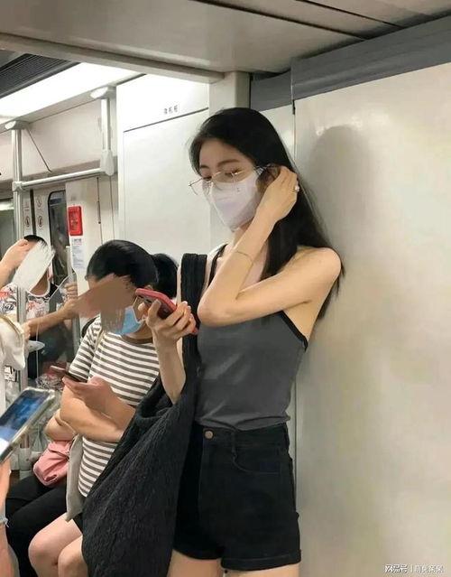 女生头像吃瓜群众,吃瓜群众眼中的女生头像风云